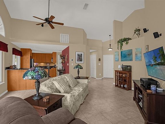5th image of 711 ANDOVER CIRCLE