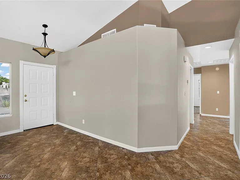 4552 Gonzales Dr — Photo 32