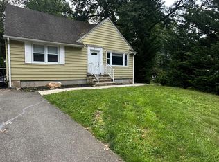 56 Briarwood Rd, Wayne, NJ 07470