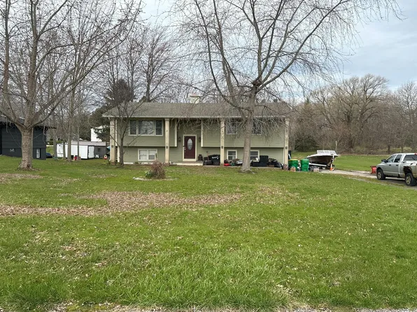 7515 Lake Ave, Williamson, NY 14589