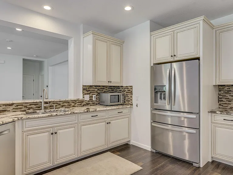 210 S Meadowlark St — Photo 15