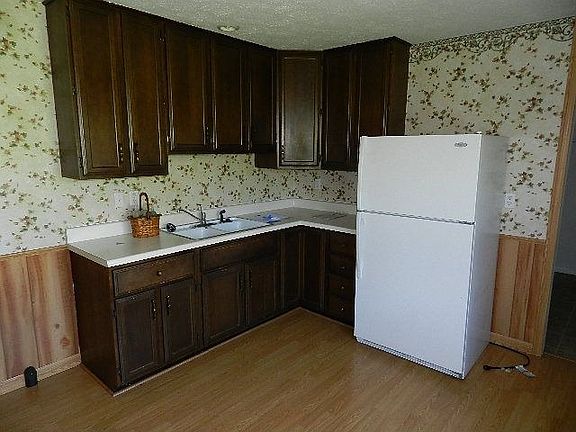 2nd image of 2964 Craven Dr