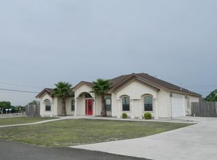100 Yellowstone Dr, Del Rio, TX 78840