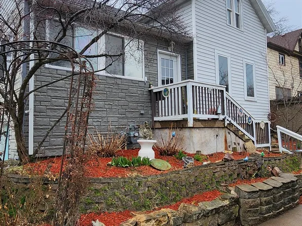 817 Glen Oak St, Dubuque, IA 52001