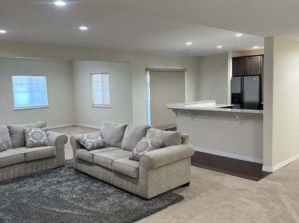 2504 Elkhorn Ranch St