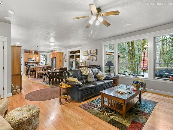 5th image of 24415 E Evergreen Park St