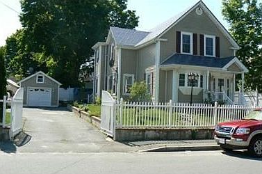 2nd image of 110 Cherry St