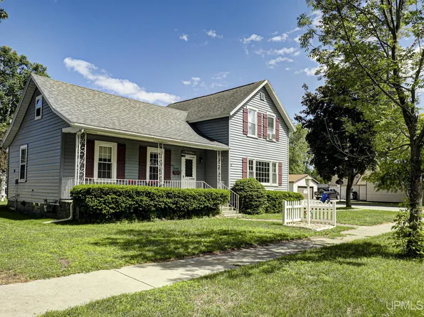 300 N Beebe Ave, Peshtigo, WI 54157