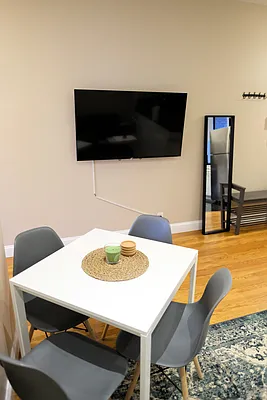 Rented by Charles Coutinho LLC | media 48