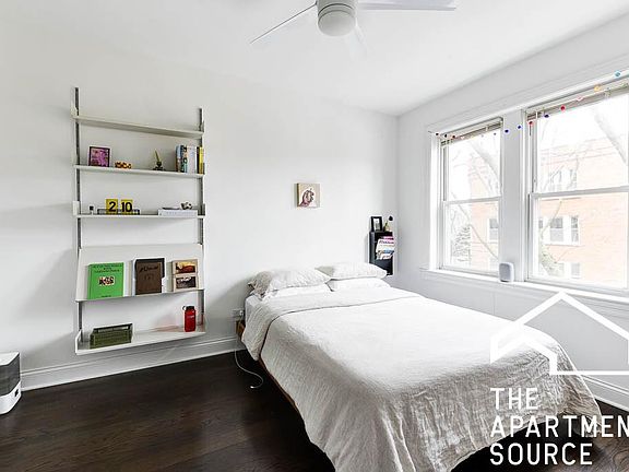 4th image of 2611 N Fairfield Ave #2A
