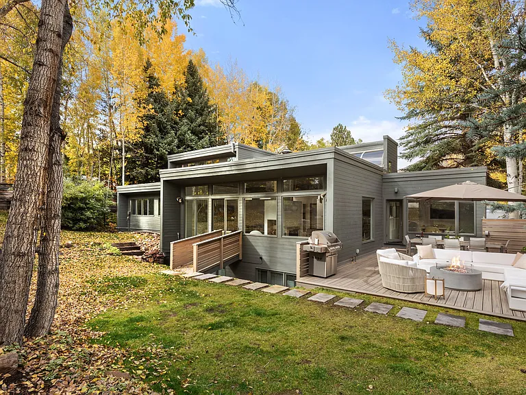 55 Overlook Dr — Photo 29