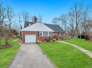 50 Sudbury Lane, Westbury, NY 11590
