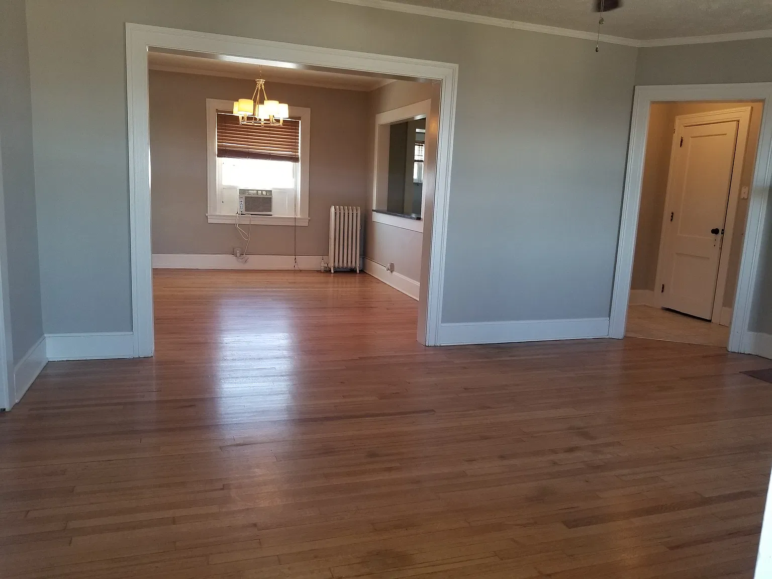2 bed, 950 sqft, $1,200 — Photo 4