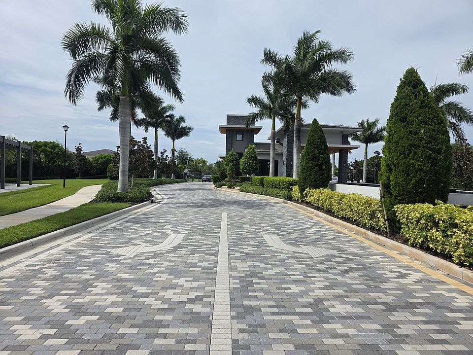 2nd image of 10785 Estuary Dr
