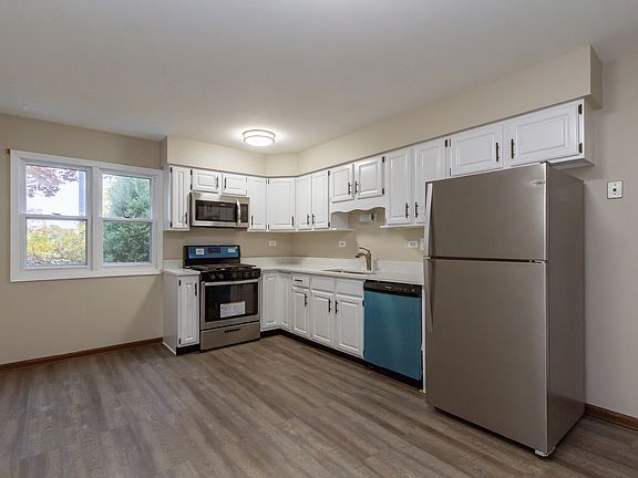 5th image of 1 W Beech Dr