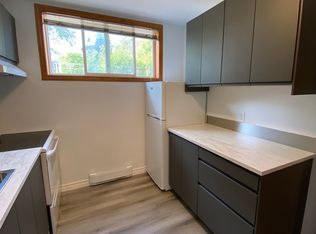 5 N Park Dr #2, Kingston, ON K7M1L9