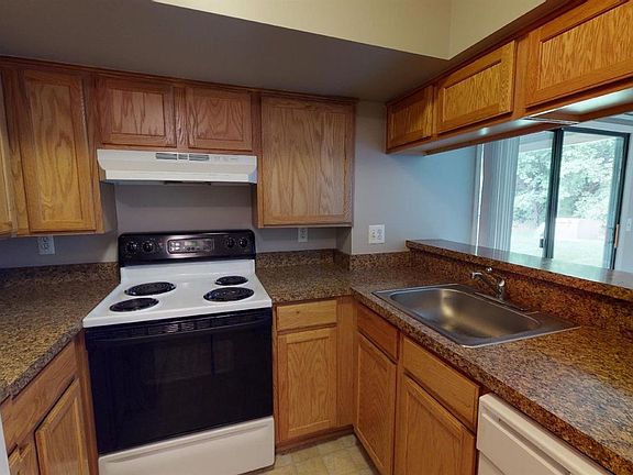 3rd image of 275 Briarcrest Dr Unit 186