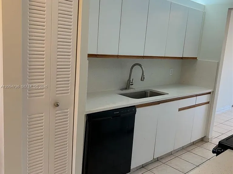 12501 SW 14th St #315R — Photo 1