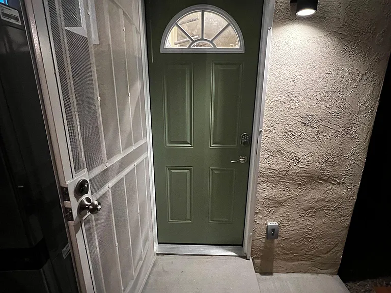 Front door(s)