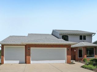 7100 Spring Hill Drive, Middleton, WI 53562