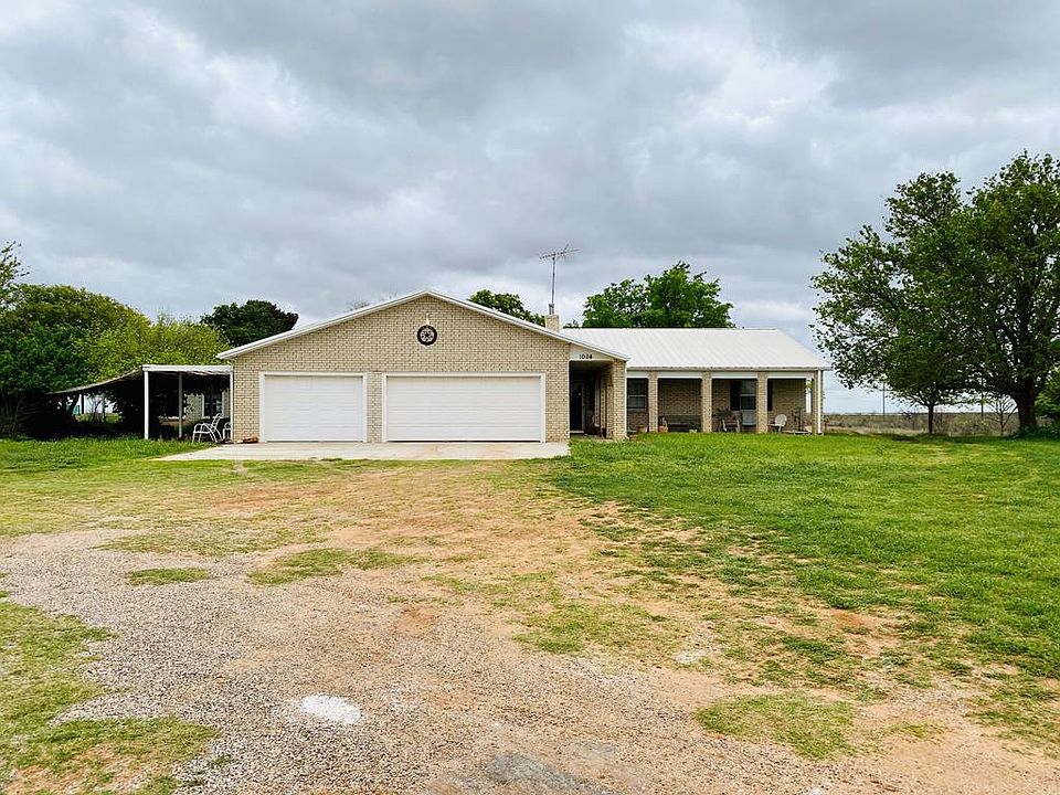 1st image of 1004 N Highway 137