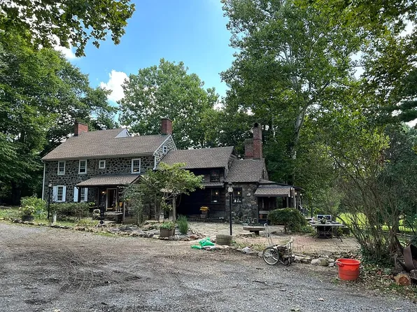 1645 Bethel Rd, Garnet Valley, PA 19060