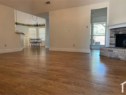 6404 Rosebud Dr — Photo 5
