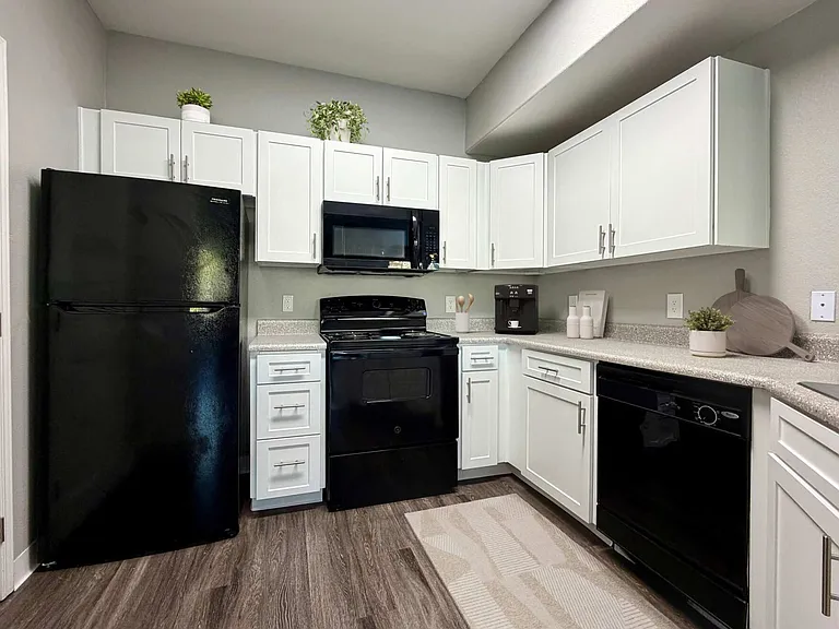 The Lofts — Photo 3