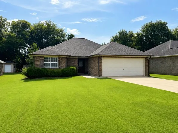 114 Saint Thomas Dr, Guntown, MS 38849
