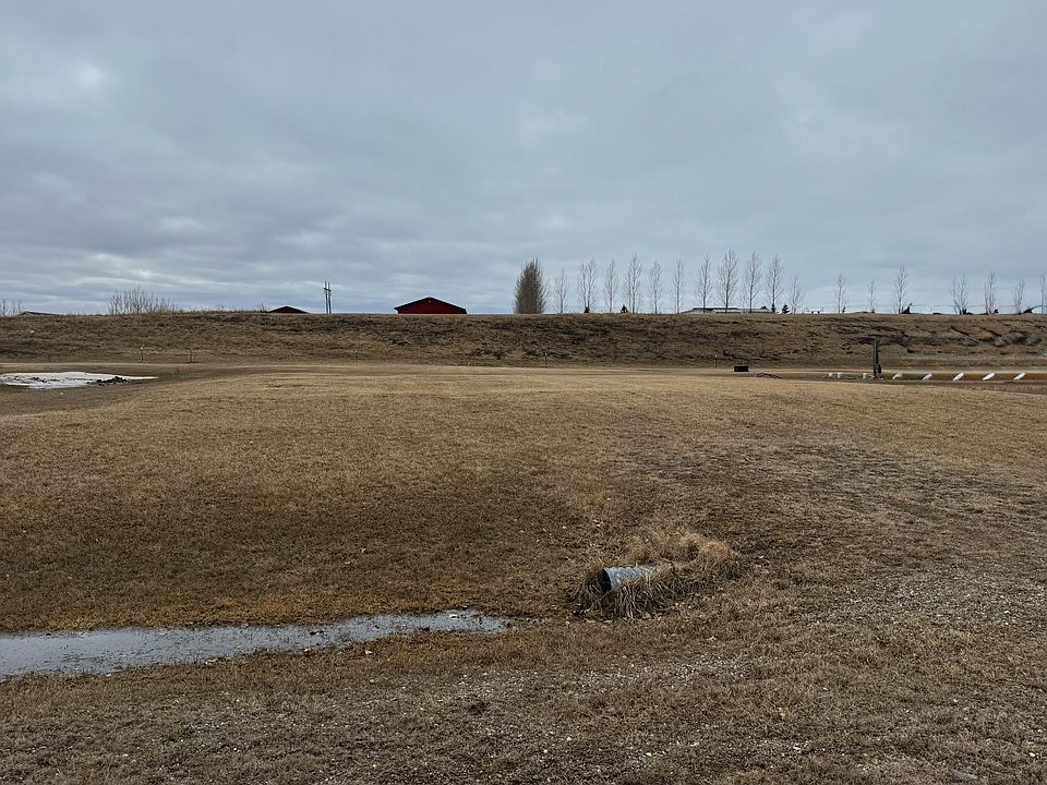 2nd image of 510 Valley Dr