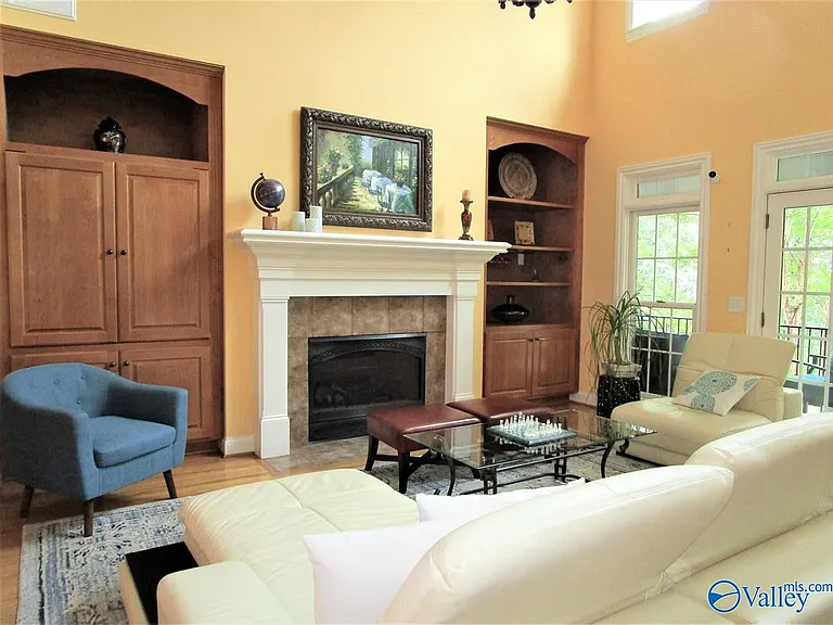 4015 High Mountain Rd NE — Photo 5