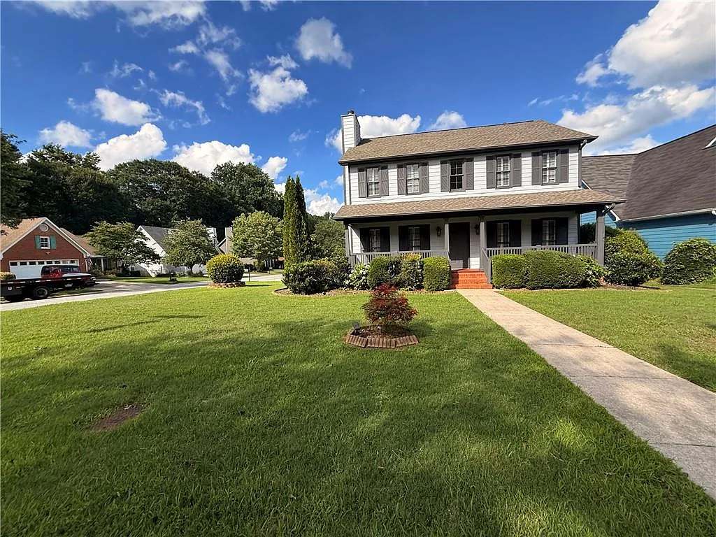 3 bed, 2.5 bath, 1816 sqft, $2,300 — Photo 2