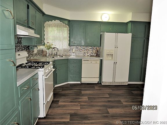 2nd image of 1513 Pineywood Dr