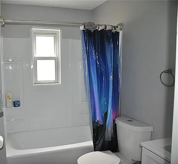2912 Freeland St — Photo 12