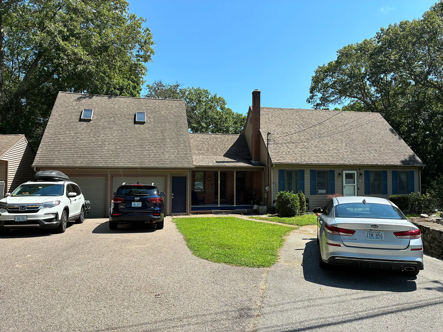 4 bed, 2460 sqft, $3,600 — Photo 1