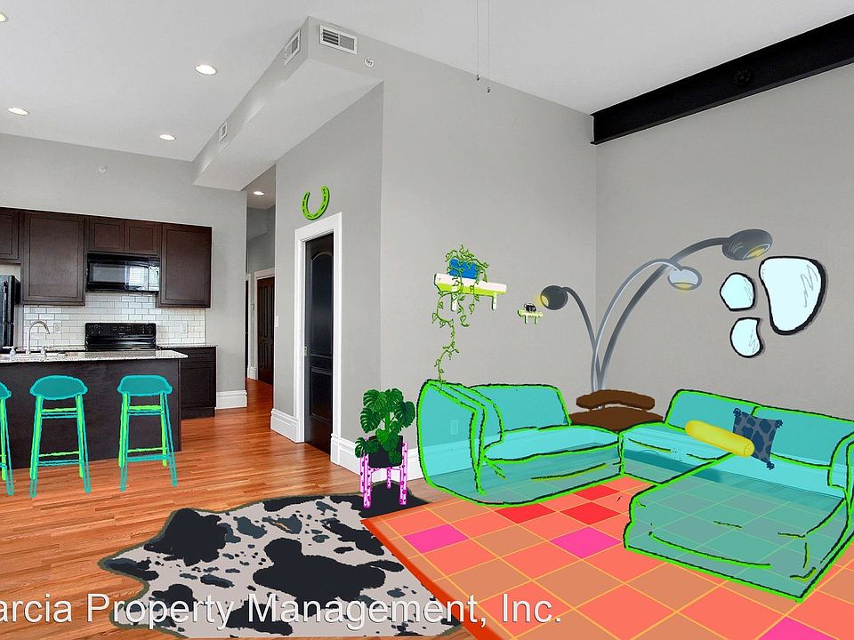1st image of 900 Barton St #3F