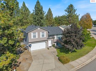 6973 W Legacy Dr, Rathdrum, ID 83858