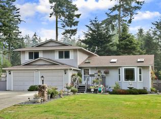 1858 Cutter Pl, Oak Harbor, WA 98277