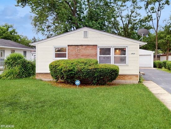 1917 W 163rd St, Markham, IL 60428