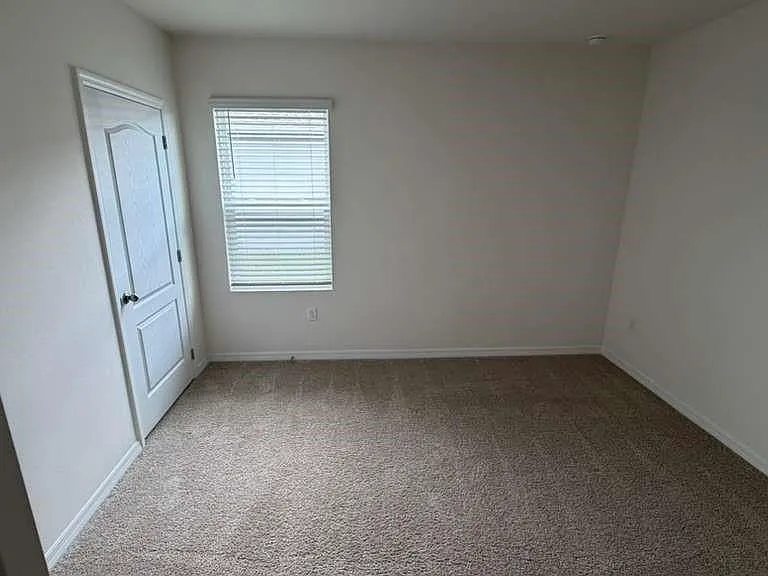 1511 Catbriar Way — Photo 21