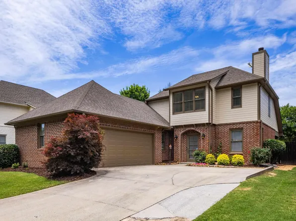 134 Narrows Creek Dr, Birmingham, AL 35242