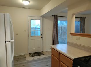 15903 Debra Dr, Oak Forest, IL 60452