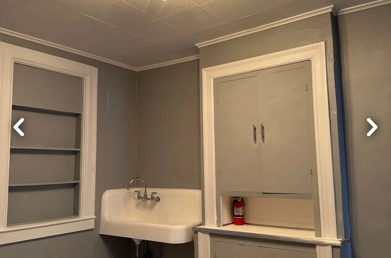 2 bed, 840 sqft, $1,200 — Photo 2
