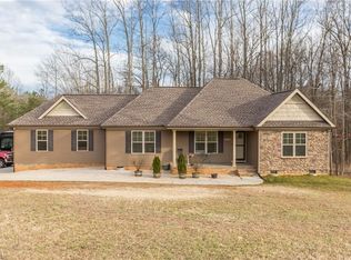 6290 Sullivantown Rd, Walkertown, NC 27051