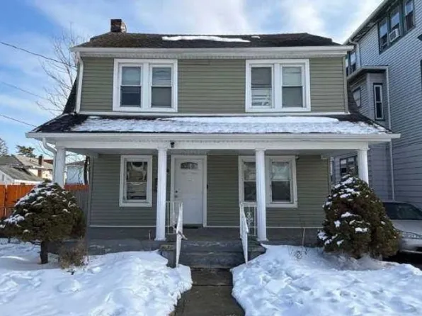 60 Cruikshank Ave, Hempstead, NY 11550