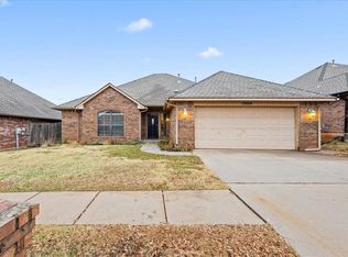 17029 Woodvine Dr, Edmond, OK 73012