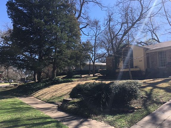 2nd image of 7030 Wildgrove Ave