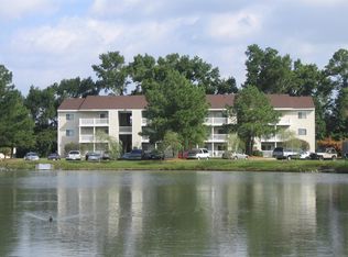 242 Red Cedar Ct APT 3C, Chesapeake, VA 23320