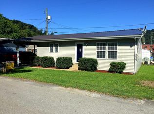 26 Mullins First St, Pikeville, KY 41501