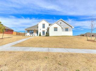 9909 NW 98th St, Yukon, OK 73099
